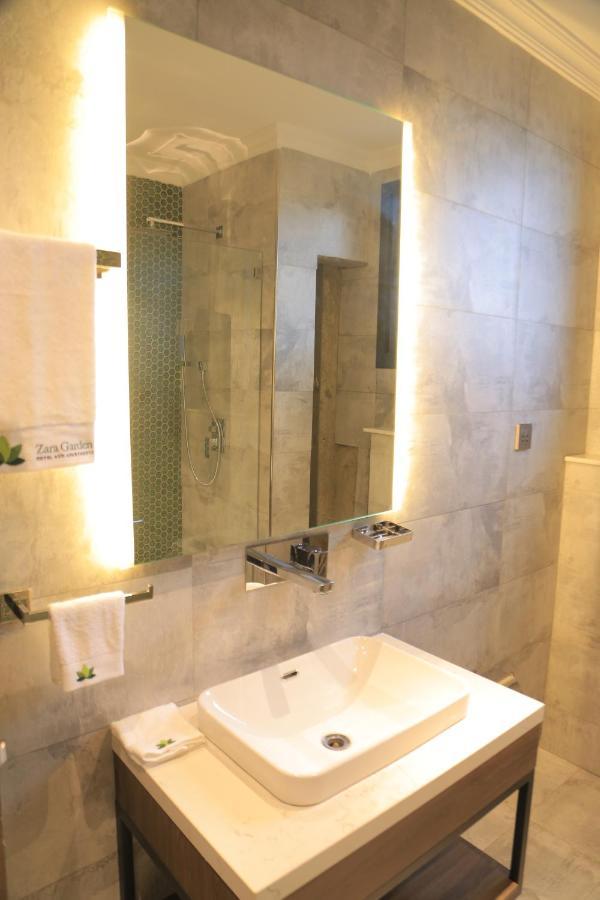 Zara Garden Hotel And Apartments Kampala Exterior photo